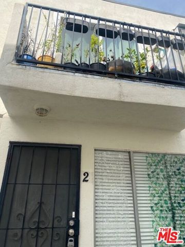 2030 Holly Drive, Los Angeles, CA 90068