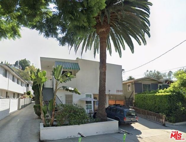2030 Holly Drive, Los Angeles, CA 90068