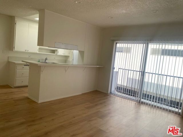 2030 Holly Drive, Los Angeles, CA 90068