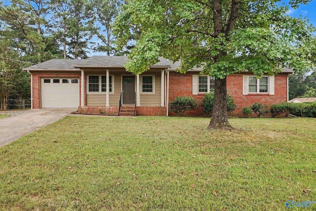 6100 Pisgah Drive NW, Huntsville, AL 35810