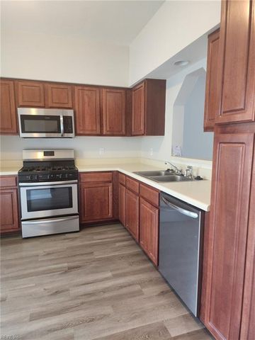 14 Mast CT, Portsmouth, VA 23703