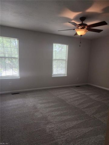14 Mast CT, Portsmouth, VA 23703
