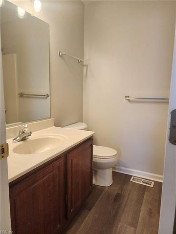 14 Mast CT, Portsmouth, VA 23703