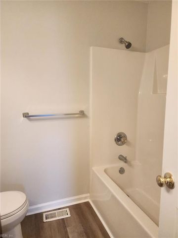 14 Mast CT, Portsmouth, VA 23703