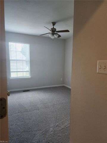 14 Mast CT, Portsmouth, VA 23703