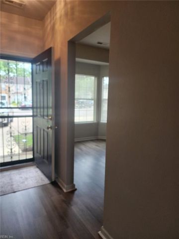 14 Mast CT, Portsmouth, VA 23703