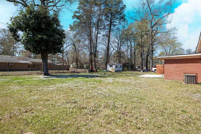 1400 W 33rd Street, Pine Bluff, AR 71603