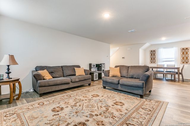 6231 FIELDRUN, San Antonio, TX 78218