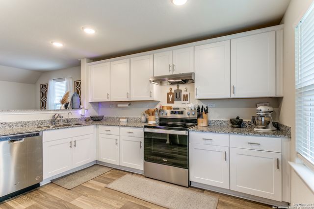 6231 FIELDRUN, San Antonio, TX 78218