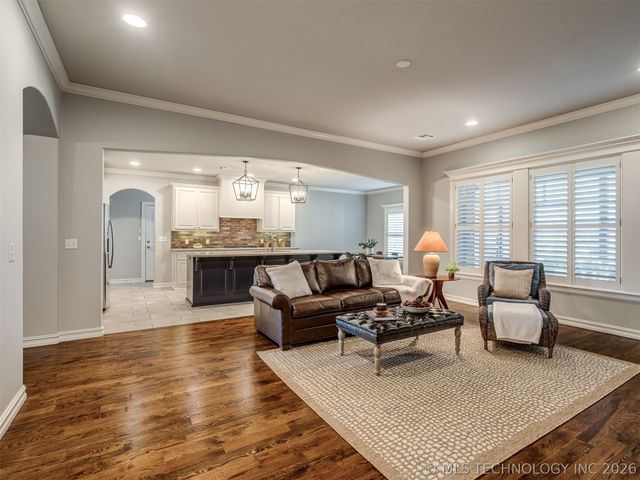 9038 N 66th East Avenue, Owasso, OK 74055