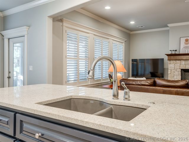 9038 N 66th East Avenue, Owasso, OK 74055