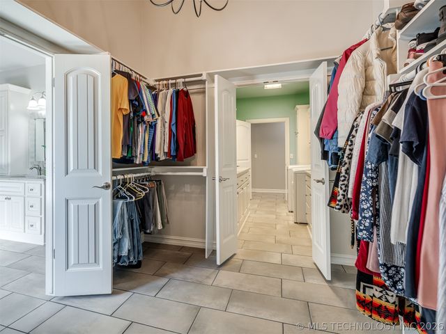 9038 N 66th East Avenue, Owasso, OK 74055