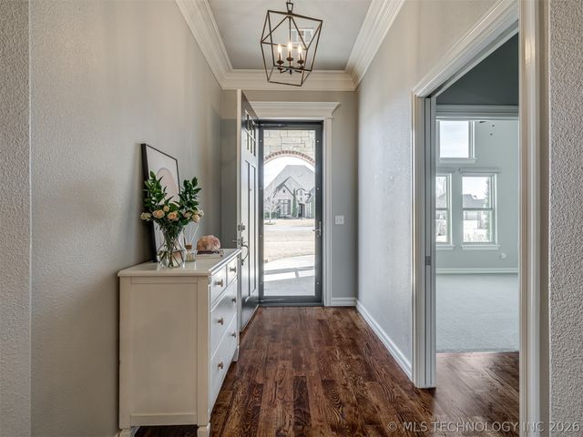 9038 N 66th East Avenue, Owasso, OK 74055