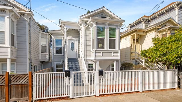 879 Wood St., Oakland, CA 94607