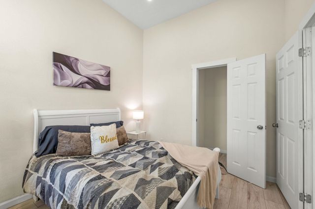 879 Wood St., Oakland, CA 94607