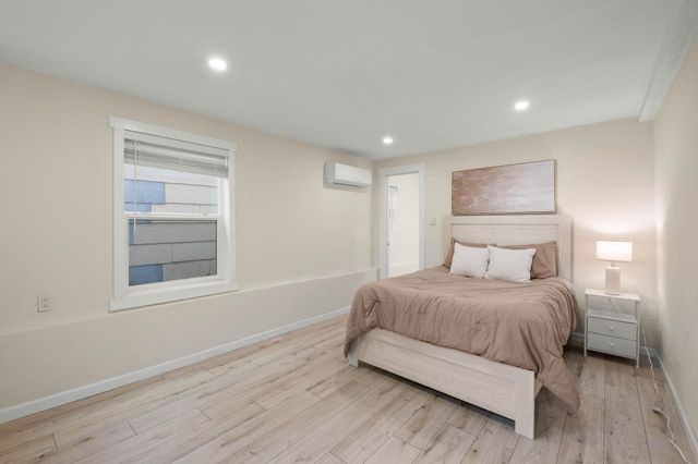 879 Wood St., Oakland, CA 94607