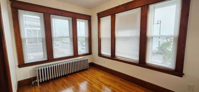 102-104 Bayswater St 104, Boston, MA 02128