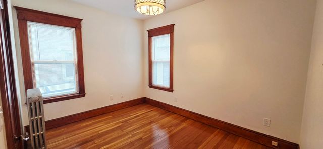 102-104 Bayswater St 104, Boston, MA 02128