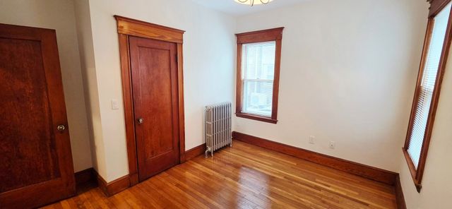 102-104 Bayswater St 104, Boston, MA 02128