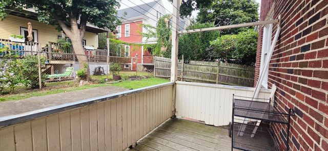 102-104 Bayswater St 104, Boston, MA 02128