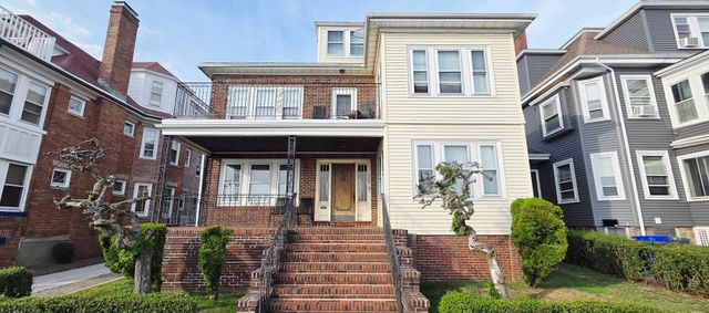102-104 Bayswater St 104, Boston, MA 02128