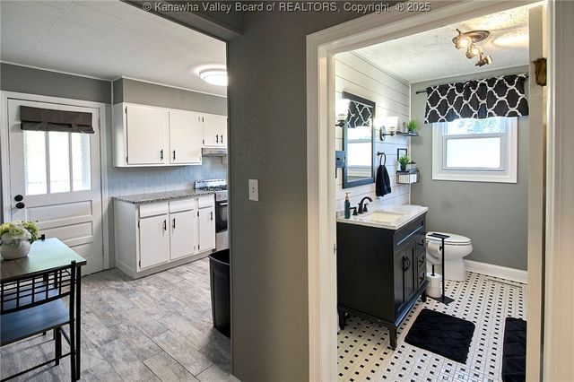 4808 Spring Hill Avenue, South Charleston, WV 25309