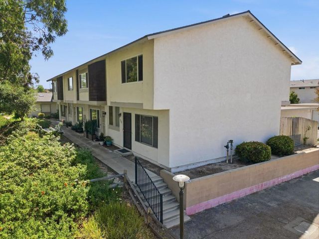 3580 Surf Place, Oceanside, CA 92056