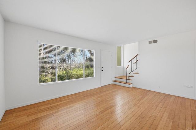3580 Surf Place, Oceanside, CA 92056