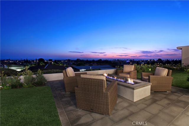 862 Sandcastle, Corona Del Mar, CA 92625