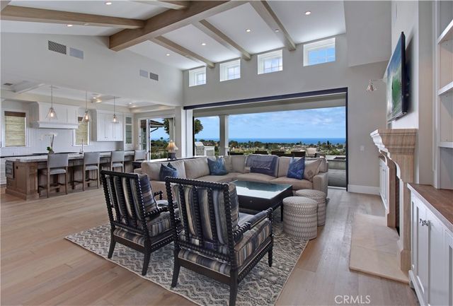 862 Sandcastle, Corona Del Mar, CA 92625