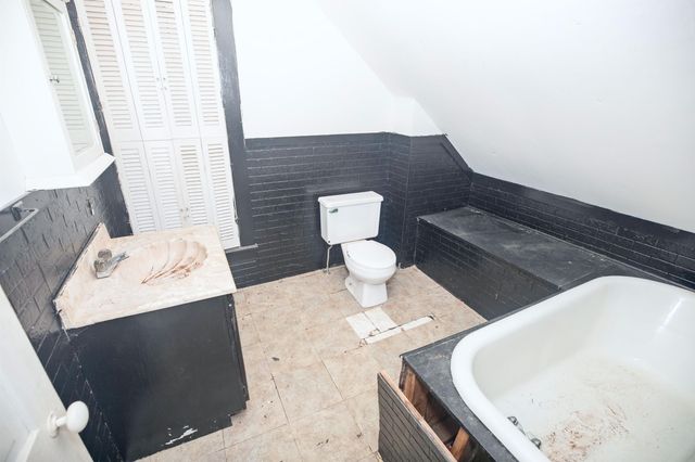 108 W Railroad Street, Fredericksburg, IA 50630