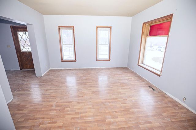 108 W Railroad Street, Fredericksburg, IA 50630