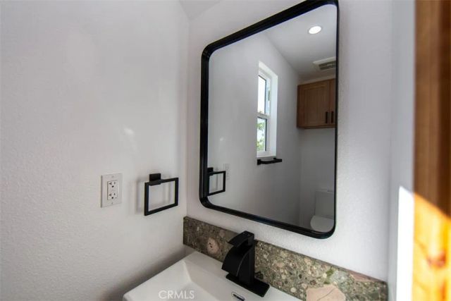 16590 Forrest Avenue, Victorville, CA 92395