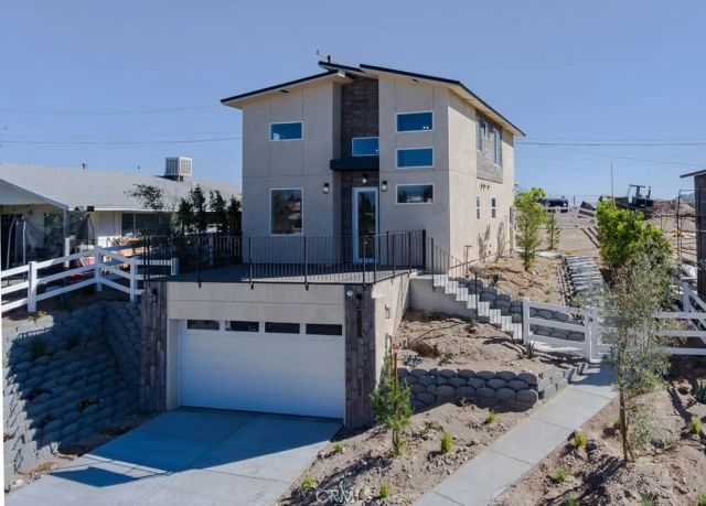 16590 Forrest Avenue, Victorville, CA 92395