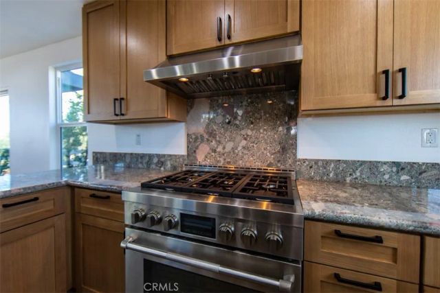 16590 Forrest Avenue, Victorville, CA 92395