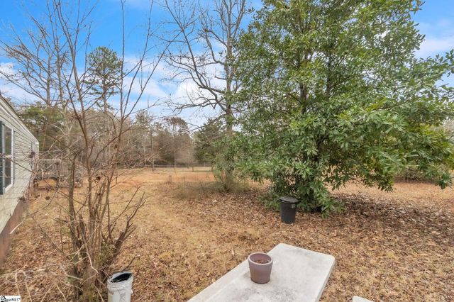 145 Shaw Ridge Drive, Woodruff, SC 29388