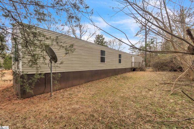 145 Shaw Ridge Drive, Woodruff, SC 29388