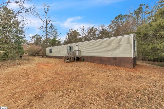 145 Shaw Ridge Drive, Woodruff, SC 29388