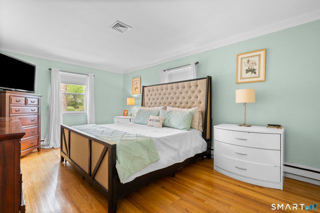 21 Redcoat Road, Norwalk, CT 06850