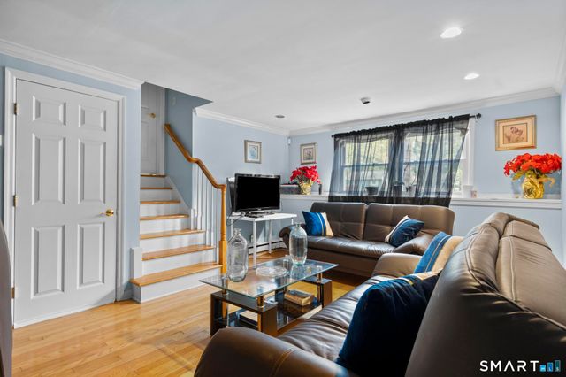 21 Redcoat Road, Norwalk, CT 06850