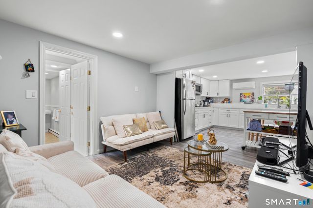 21 Redcoat Road, Norwalk, CT 06850