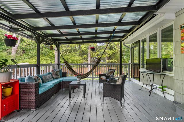 21 Redcoat Road, Norwalk, CT 06850