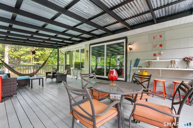 21 Redcoat Road, Norwalk, CT 06850