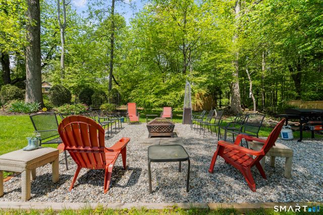 21 Redcoat Road, Norwalk, CT 06850