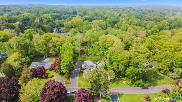 21 Redcoat Road, Norwalk, CT 06850