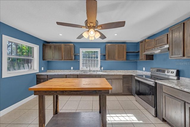 205 2ND AVENUE SE, Ruskin, FL 33570