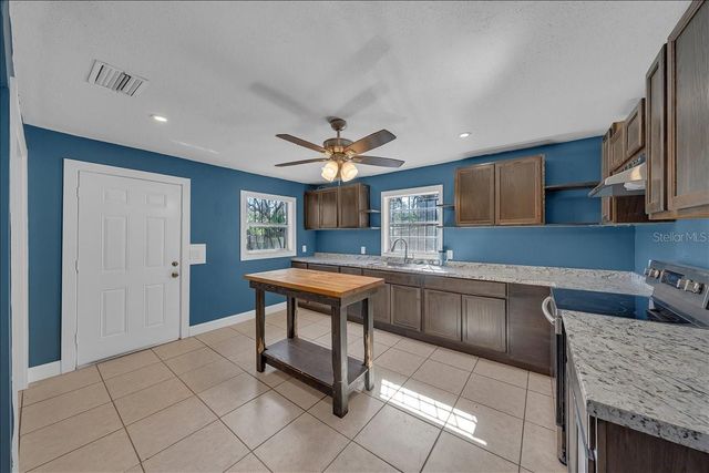 205 2ND AVENUE SE, Ruskin, FL 33570