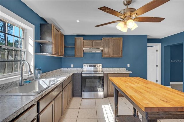 205 2ND AVENUE SE, Ruskin, FL 33570