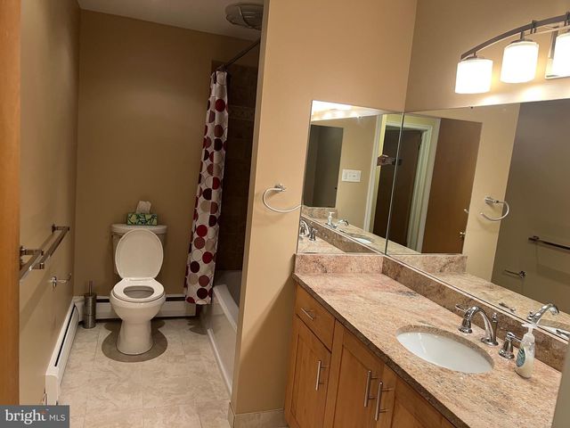 16 WENDY RD, Reading, PA 19601