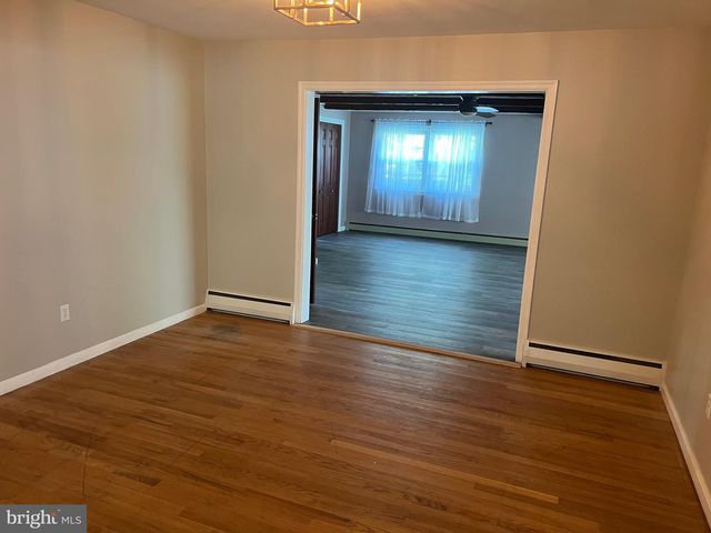 16 WENDY RD, Reading, PA 19601